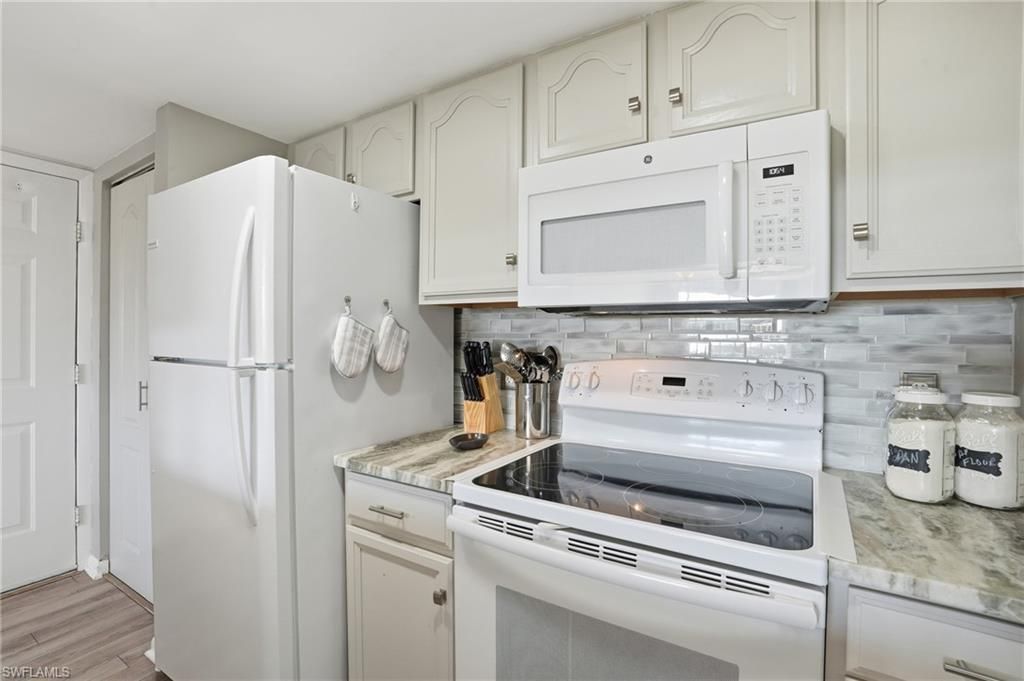 2885 Palm Beach Blvd, Unit 505, Fort Myers, FL 33916 Photo