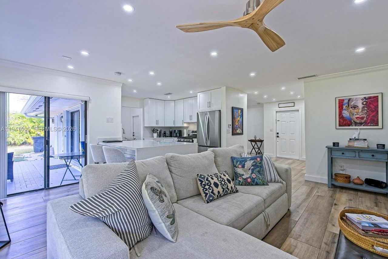 10900 SW 124th Rd , Miami, FL 33176 Photo