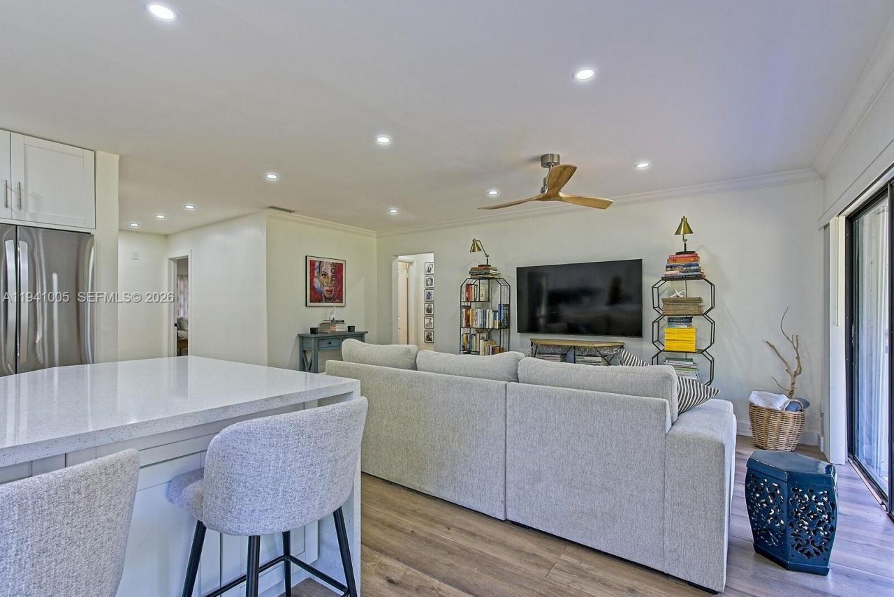 10900 SW 124th Rd , Miami, FL 33176 Photo