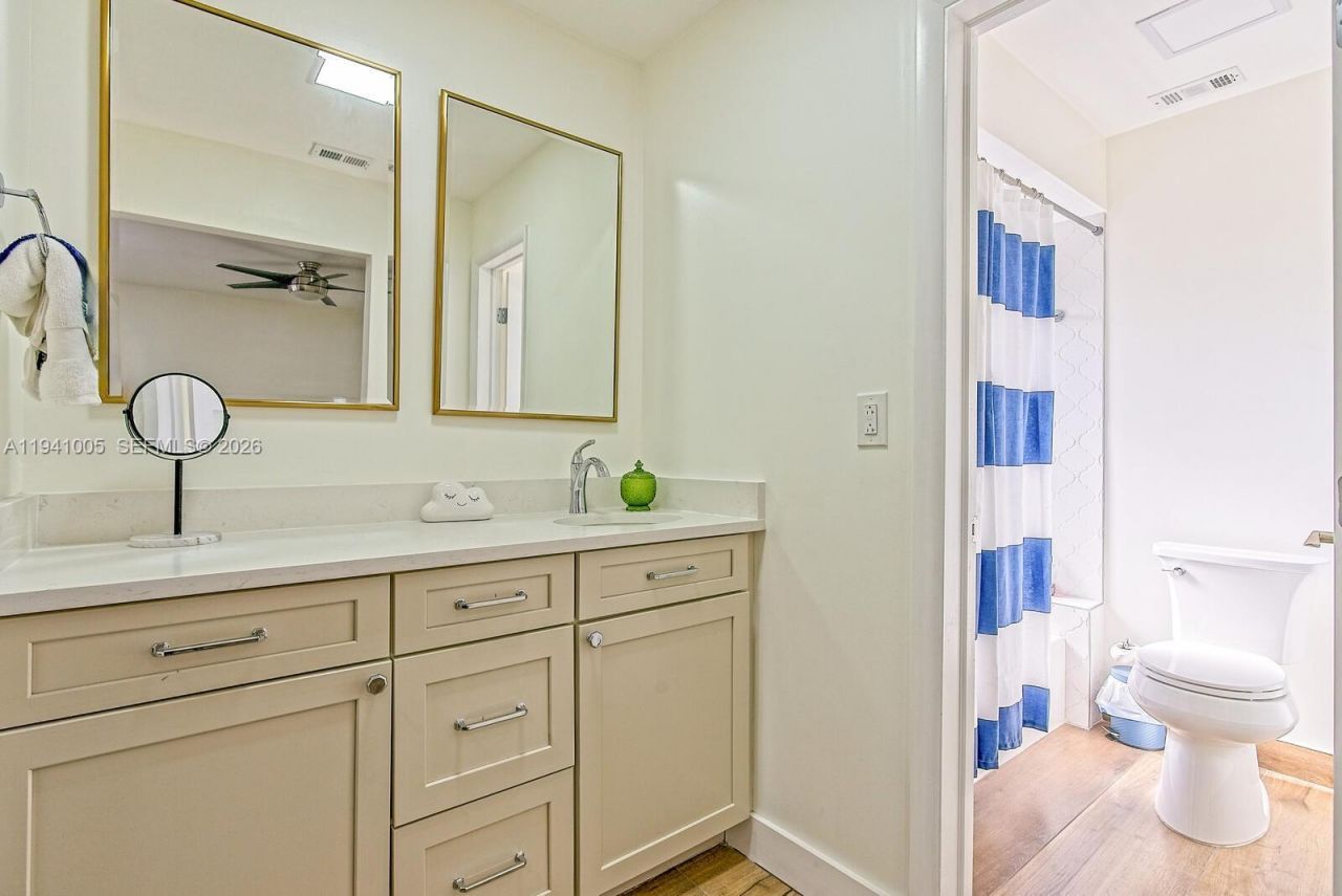 10900 SW 124th Rd , Miami, FL 33176 Photo