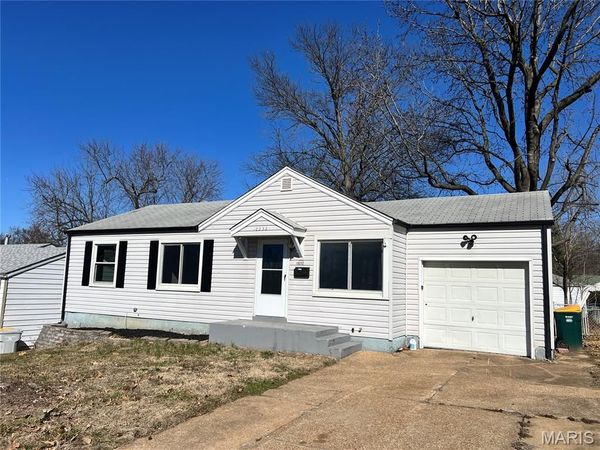 10232 Tappan Drive, St Louis, MO 63137