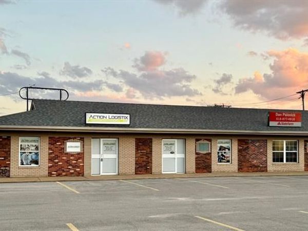 3723 Nameoki Road, Granite City, IL 62040