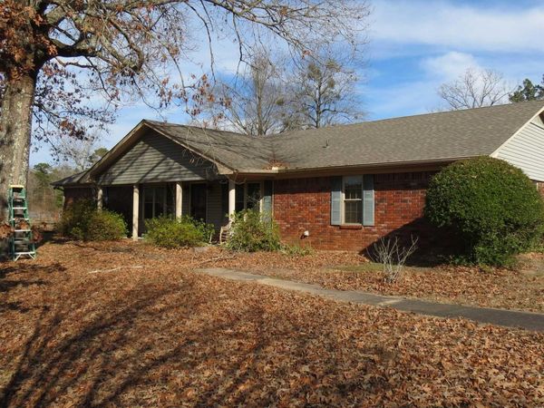 9201 Old Warren Road, Pine Bluff, AR 71603
