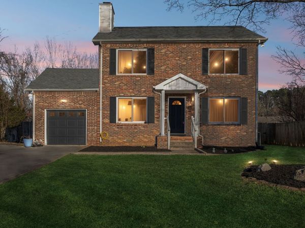 342 Brook Mead Dr, Clarksville, TN 37042