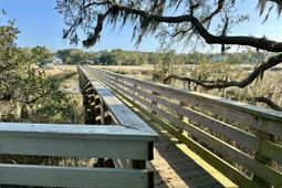 1054 Anna Knapp Boulevard photo 4