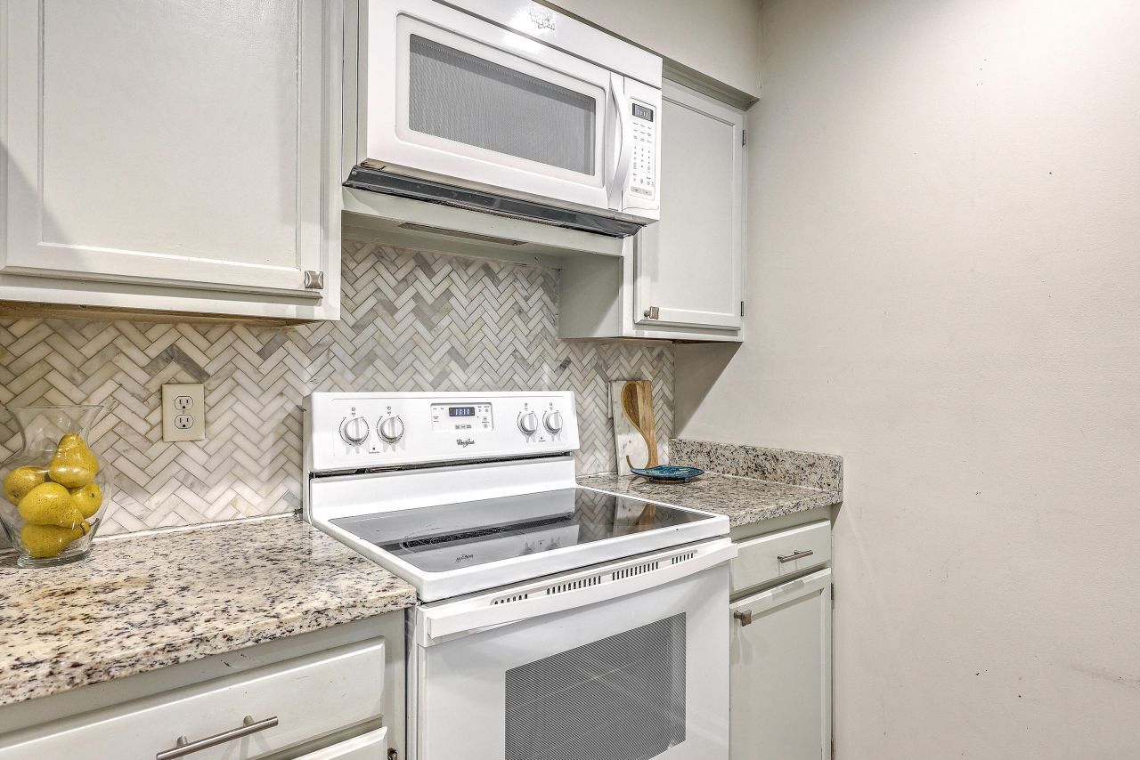 1054 Anna Knapp Boulevard Photo 20