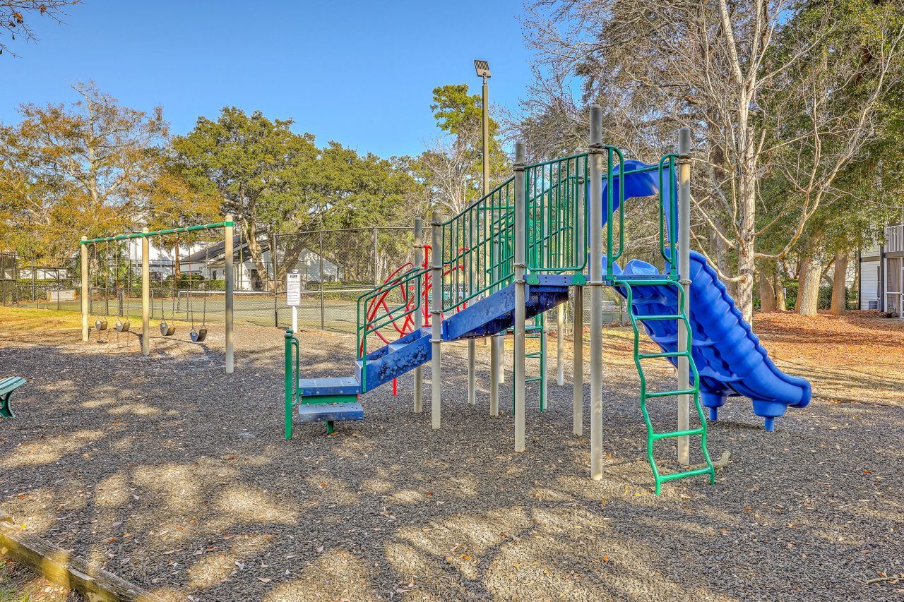 1054 Anna Knapp Boulevard Photo 40