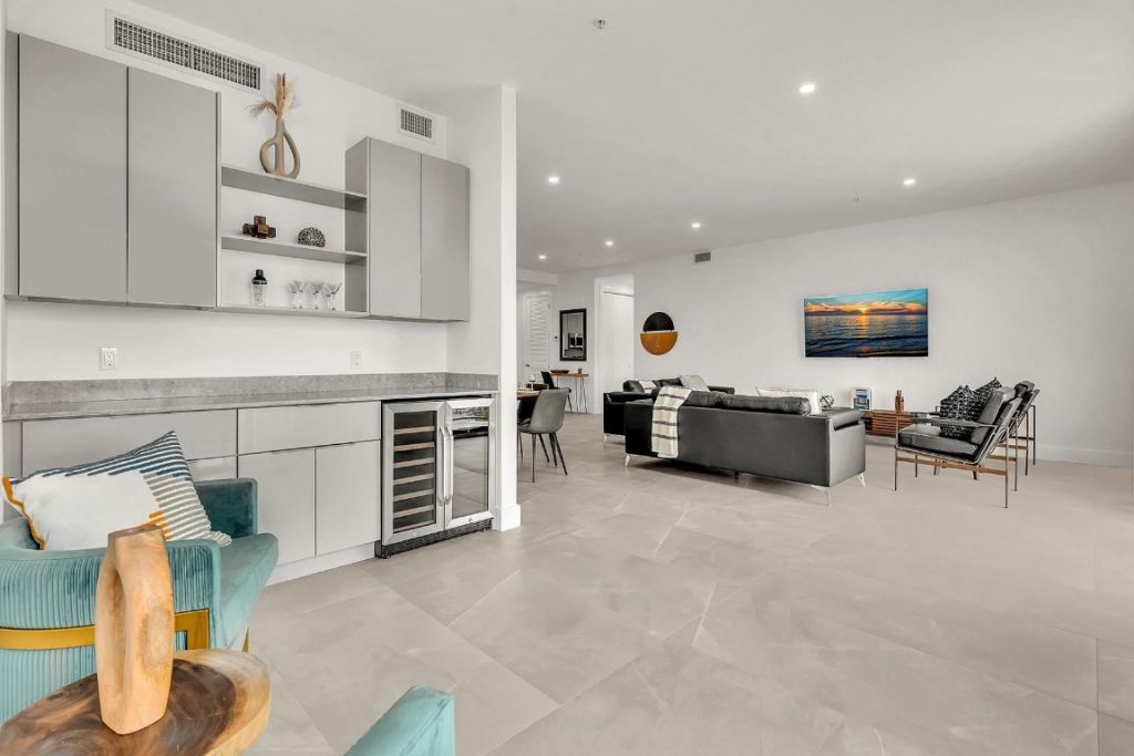 2100 Miami Road, Unit 403, Fort Lauderdale, FL 33316 Photo