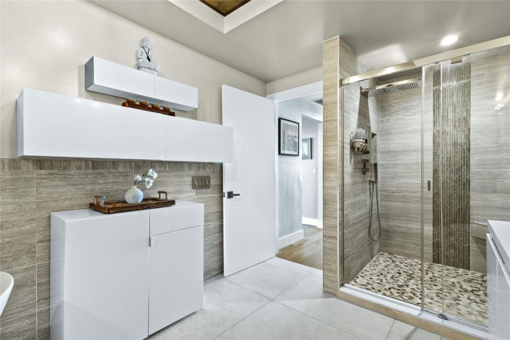 704 N Ocean Blvd, Unit 404, Pompano Beach, FL 33062 Photo