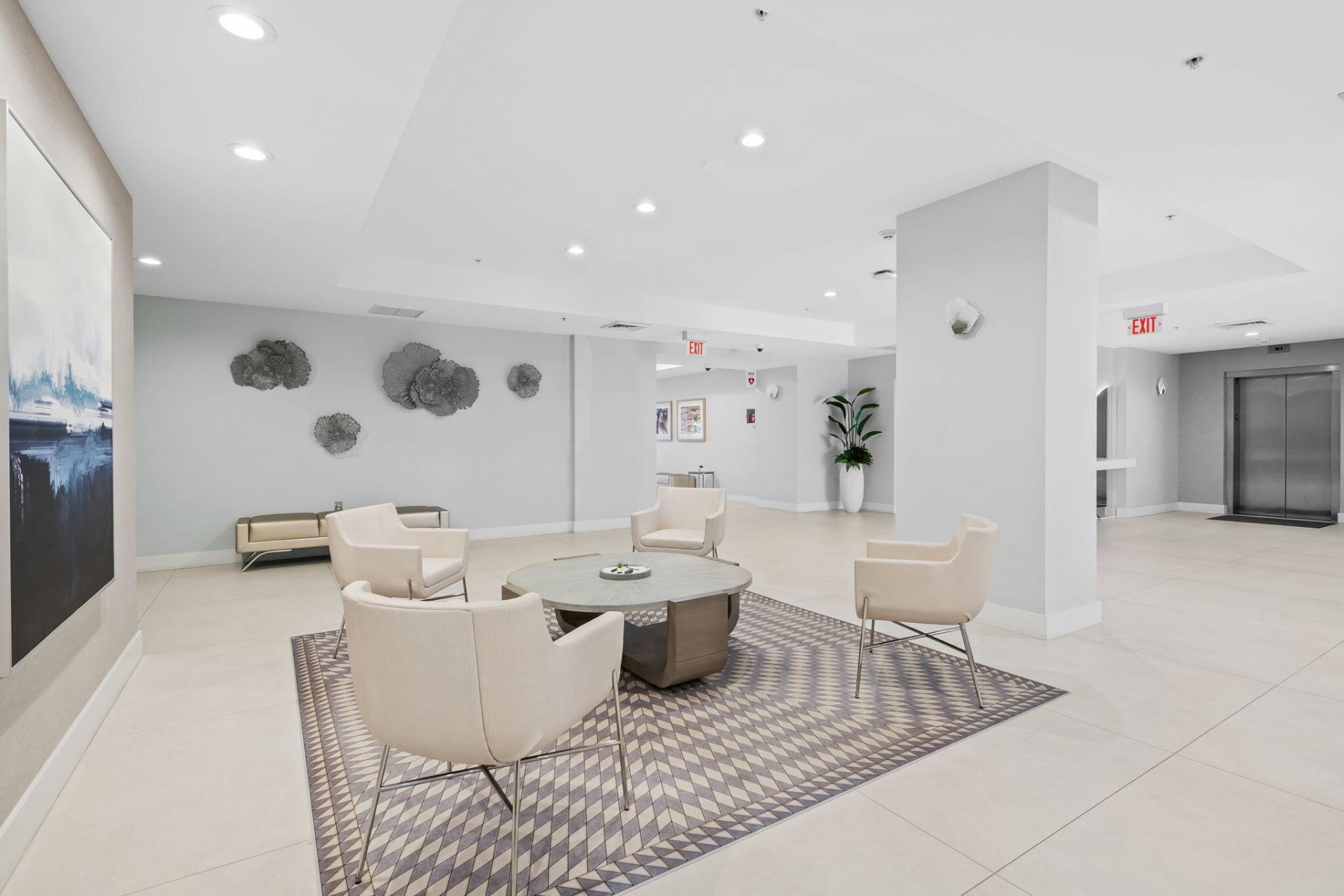 704 N Ocean Boulevard, Unit 404, Pompano Beach, FL 33062 Photo