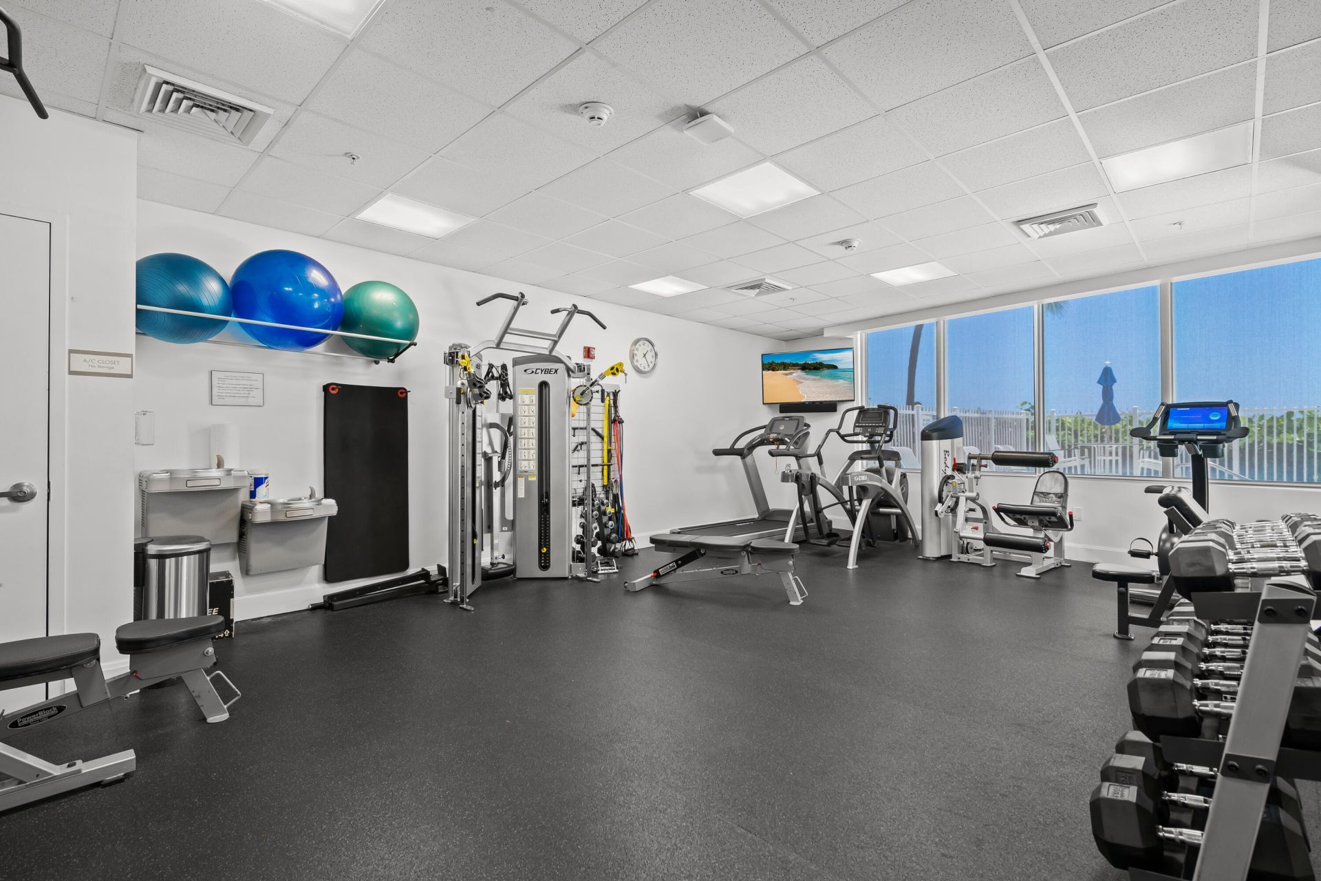 704 N Ocean Boulevard, Unit 404, Pompano Beach, FL 33062 Photo