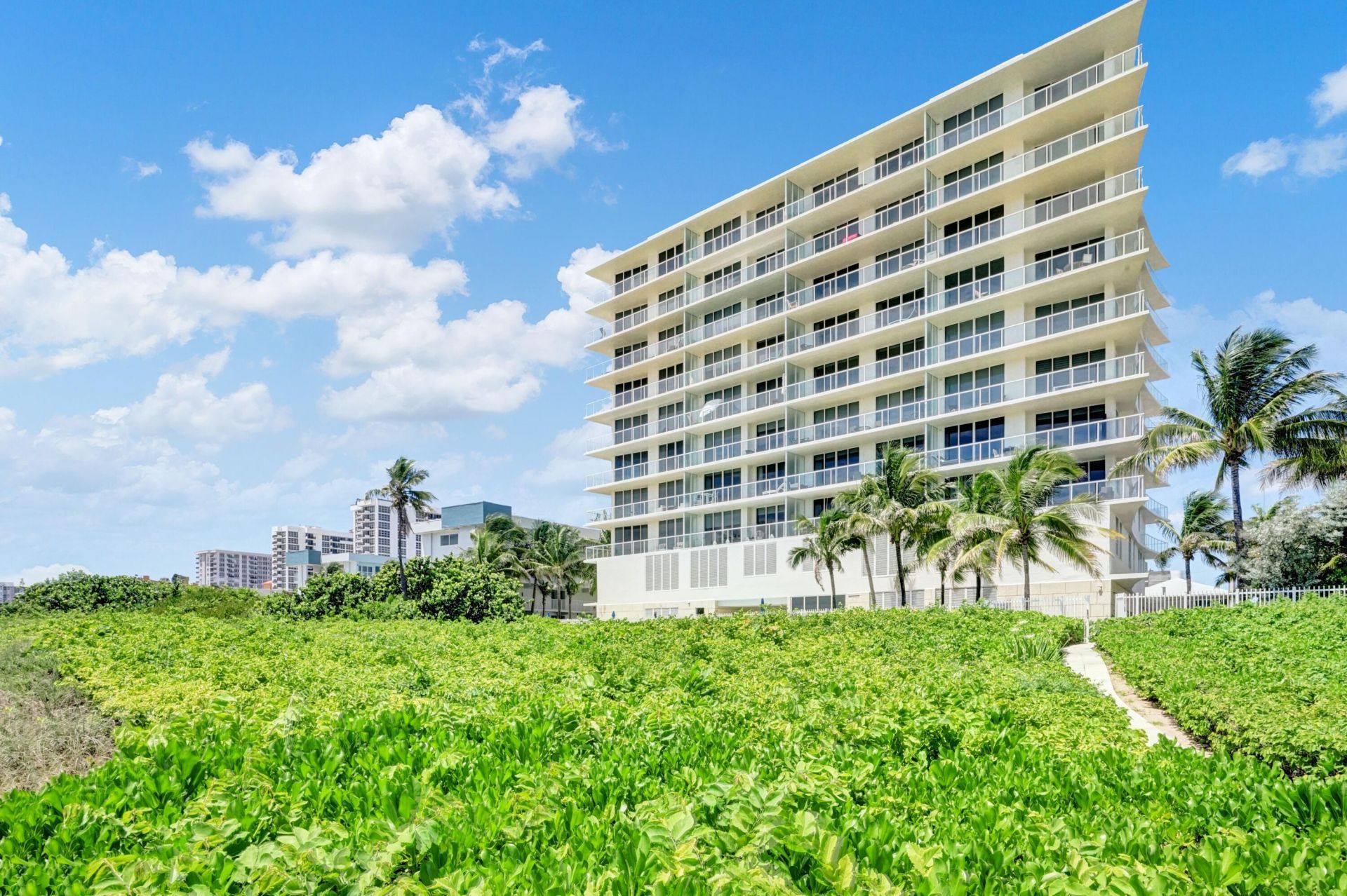 704 N Ocean Boulevard, Unit 404, Pompano Beach, FL 33062 Photo