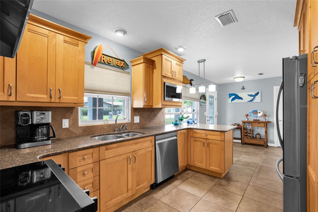 4121 S Roosevelt Point, Homosassa, FL 34448 Photo