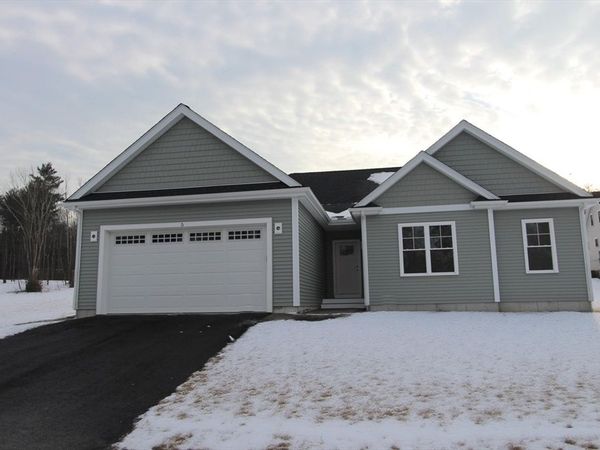 8 Weber Farm Road, Unit 8, Wrentham, MA 02093