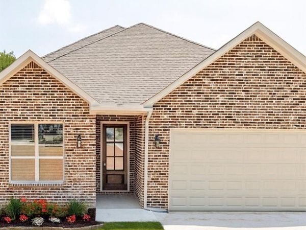 510 Palmetto Court, Runaway Bay, TX 76426