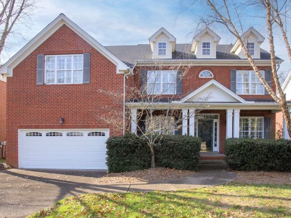 136 Chesapeake Harbor Blvd, Hendersonville, TN 37075