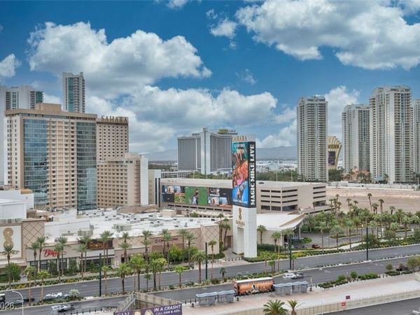 200 W Sahara Avenue, Unit 1405, Las Vegas, NV 89102