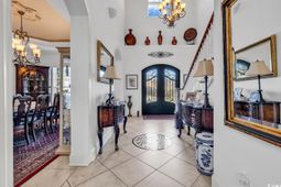 801 Bluffview Dr. photo 4