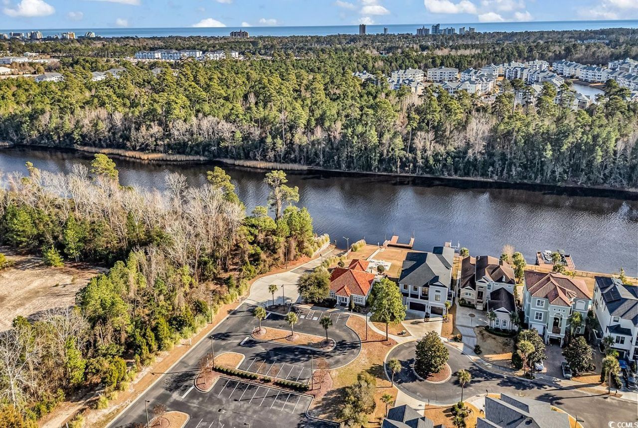 801 Bluffview Dr. Photo 40