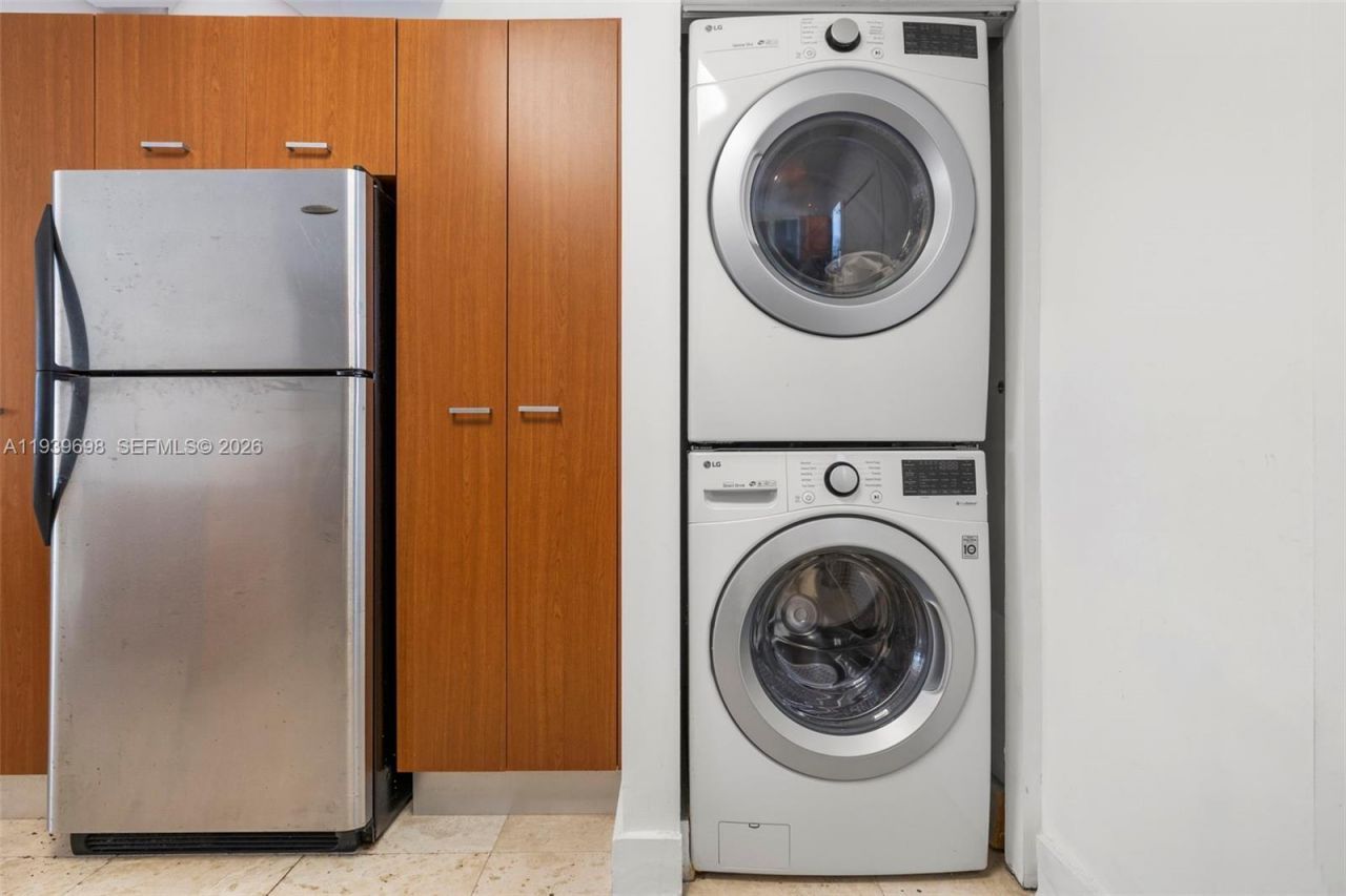 1045 Lenox Ave, Unit 7, Miami Beach, FL 33139 Photo