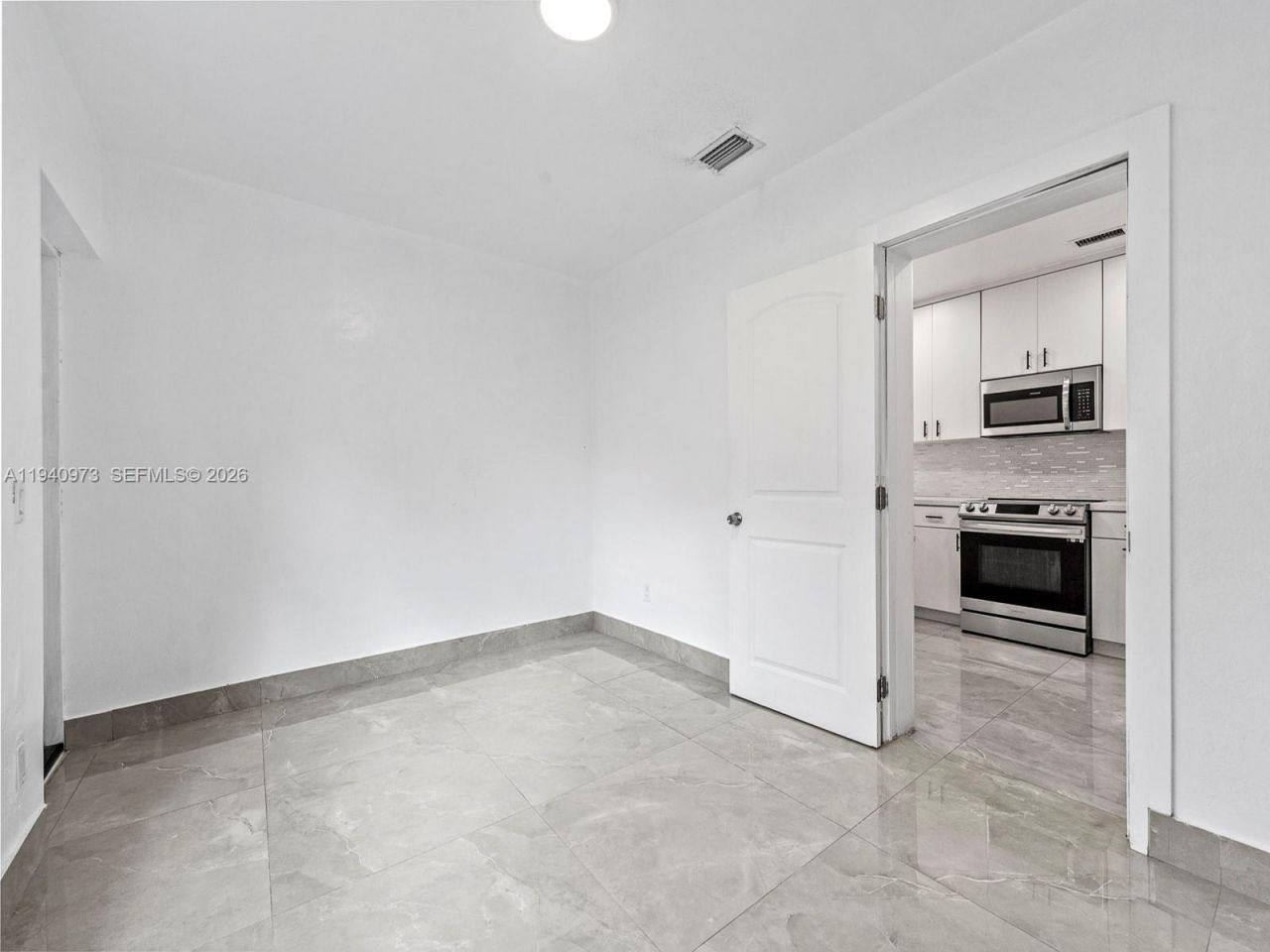 1230 NW 35th St , Miami, FL 33142 Photo