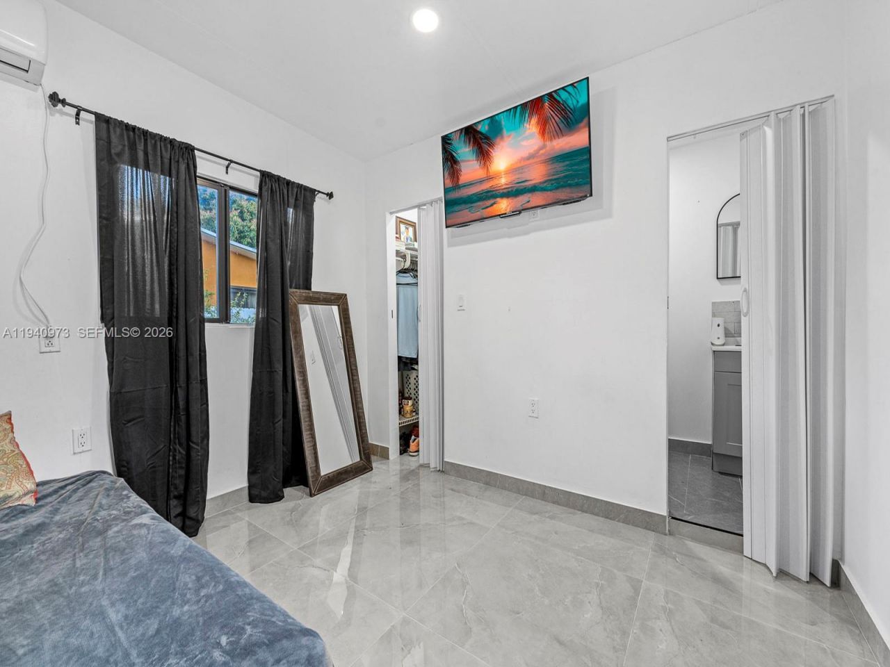 1230 NW 35th St , Miami, FL 33142 Photo