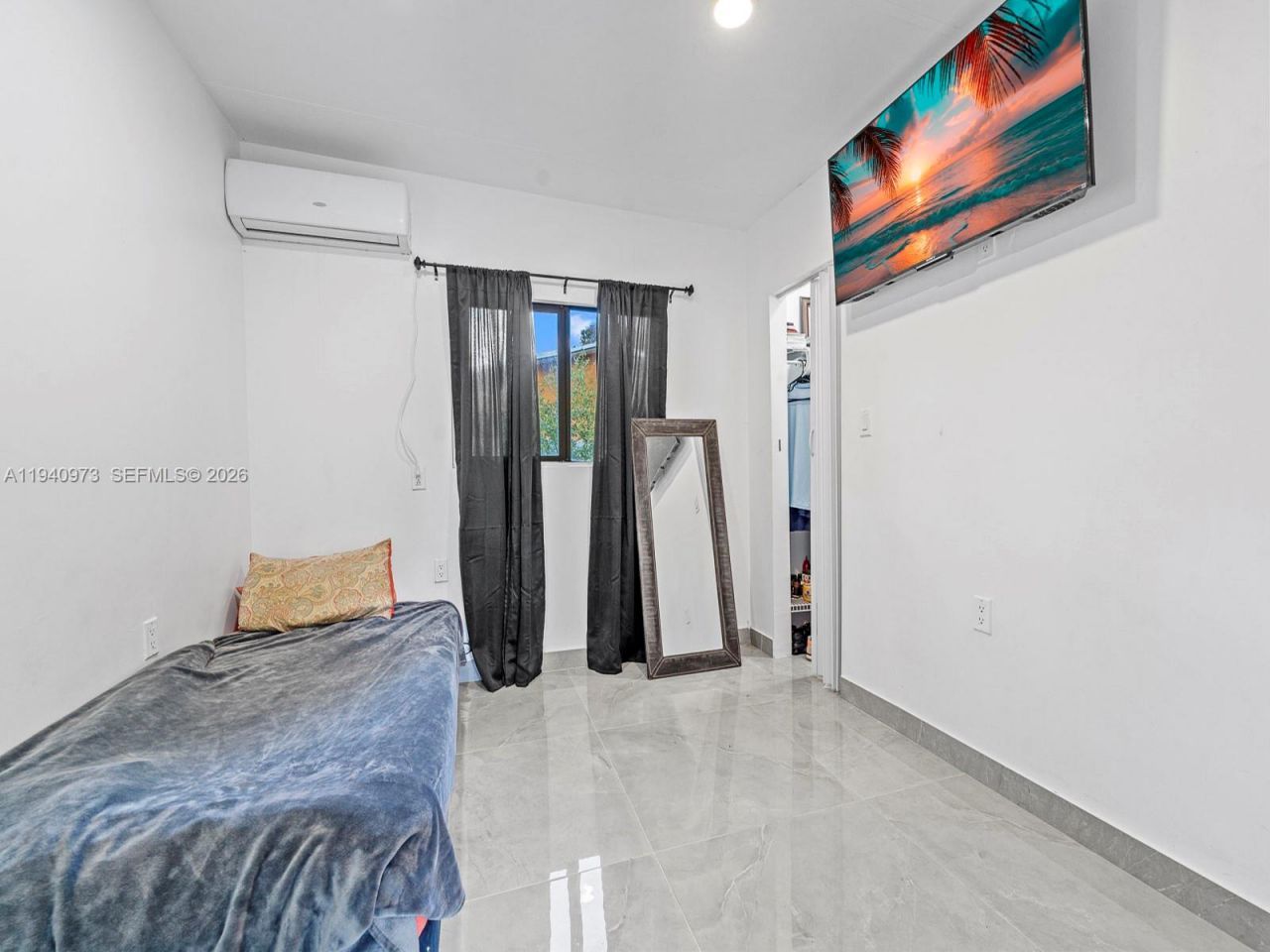 1230 NW 35th St , Miami, FL 33142 Photo