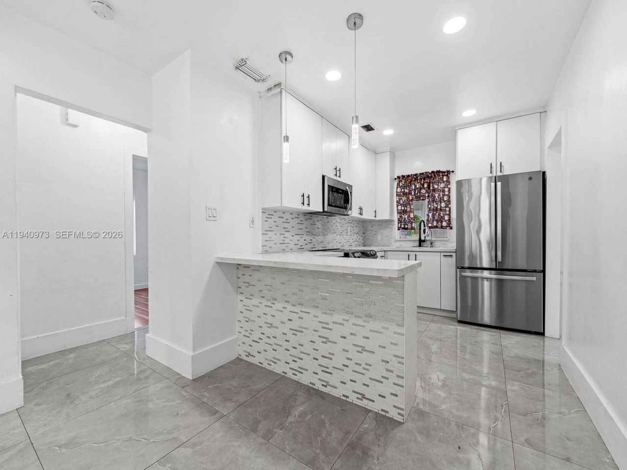 1230 NW 35th St , Miami, FL 33142 Photo