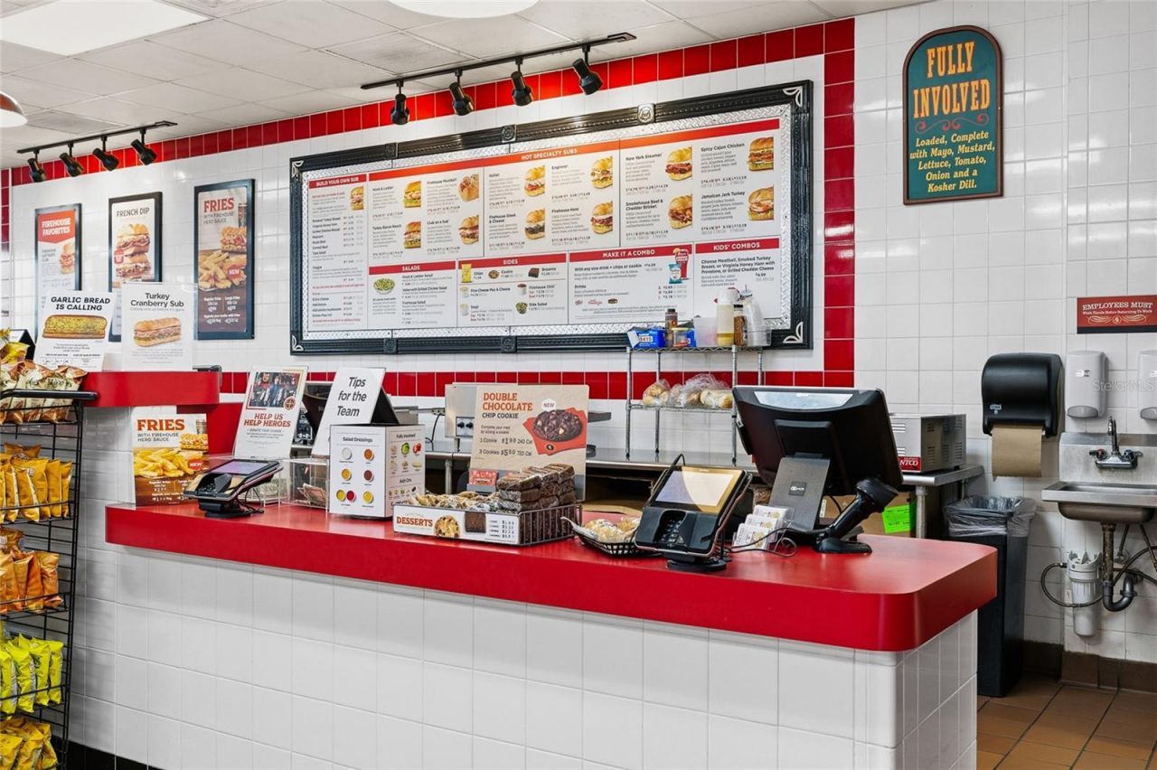 18500 Veterans Boulevard, Unit 4, Port Charlotte, FL 33954 Photo