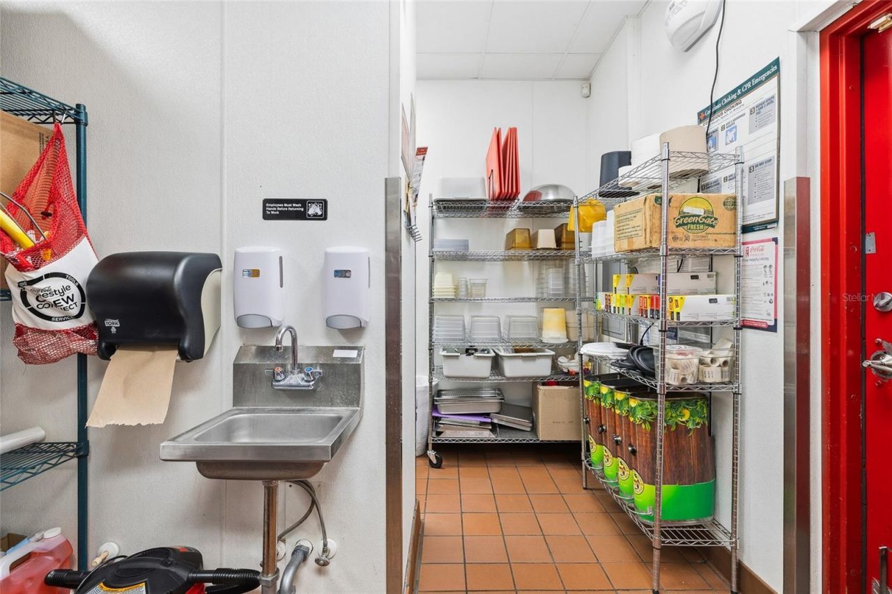 18500 Veterans Boulevard, Unit 4, Port Charlotte, FL 33954 Photo