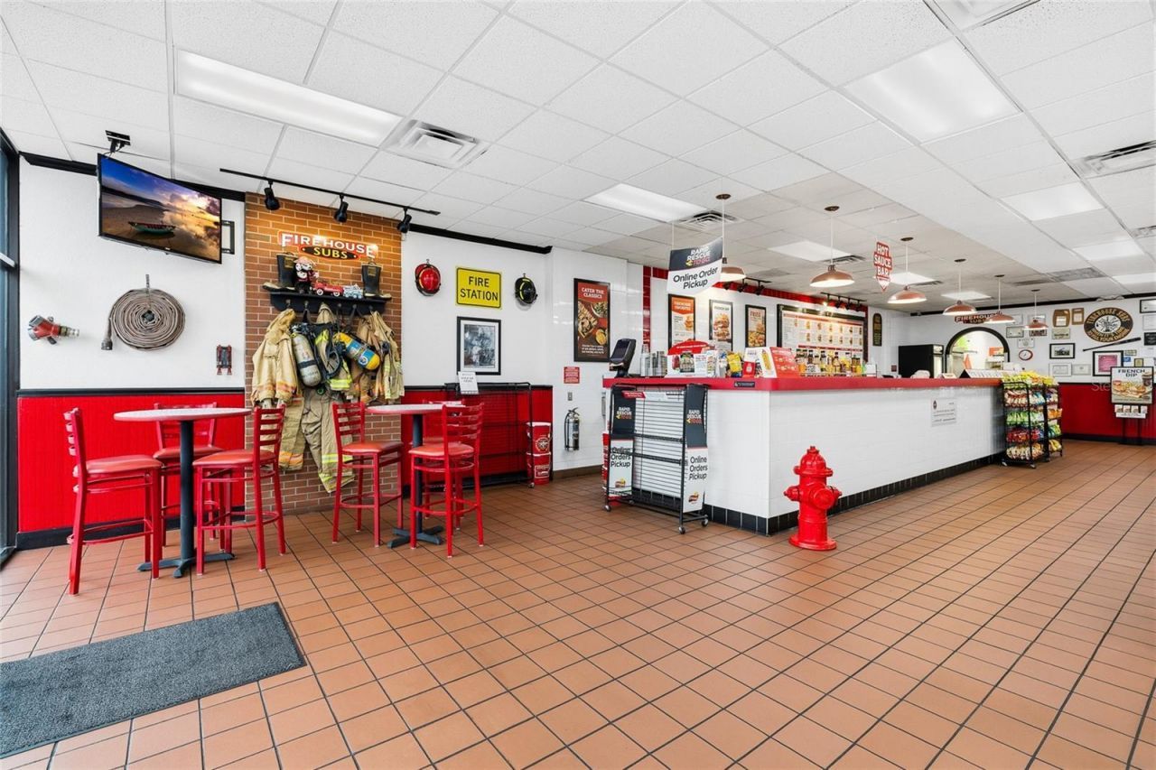 18500 Veterans Boulevard, Unit 4, Port Charlotte, FL 33954 Photo