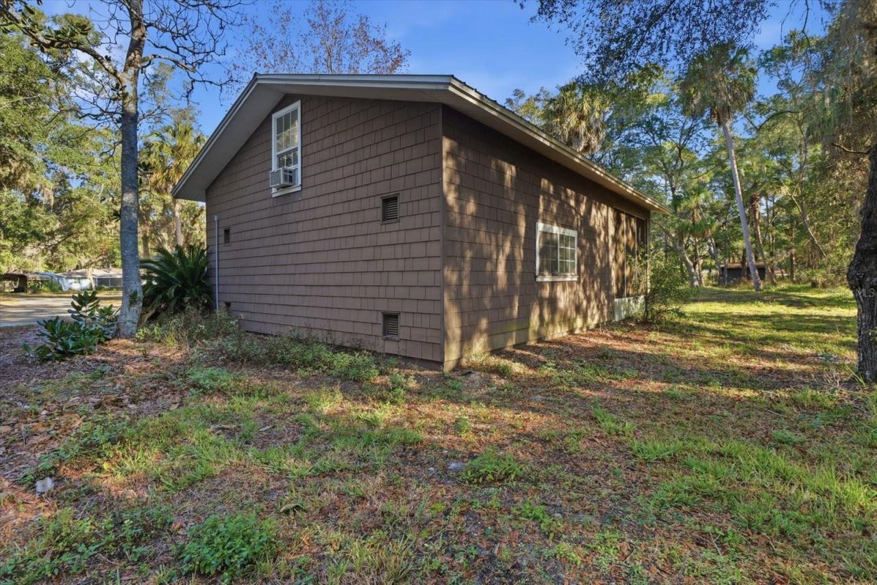 11 Patricia Road, Yankeetown, FL 34498 Photo