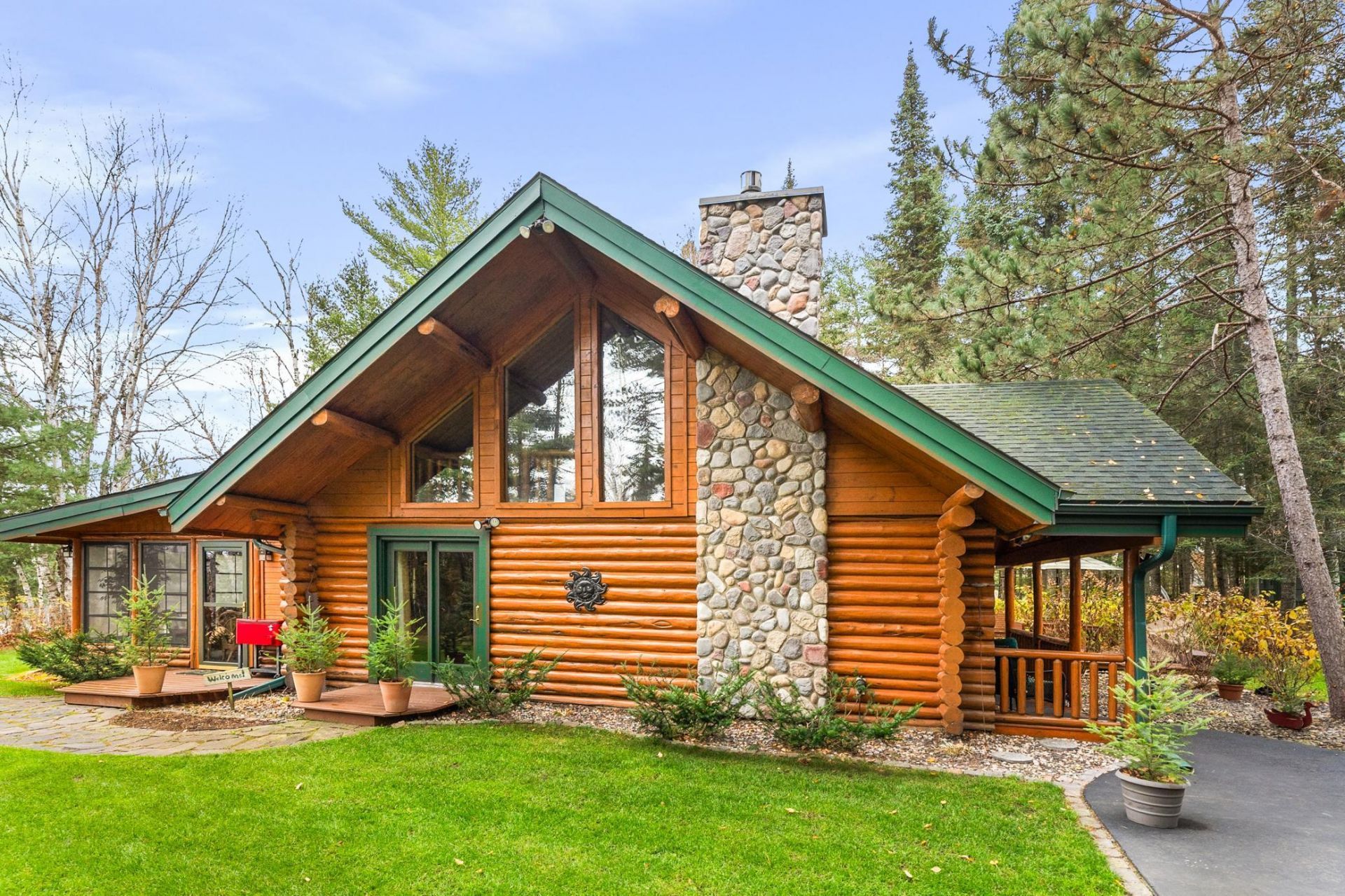 3296 N Little Alden Lake Road, Duluth, MN 55803