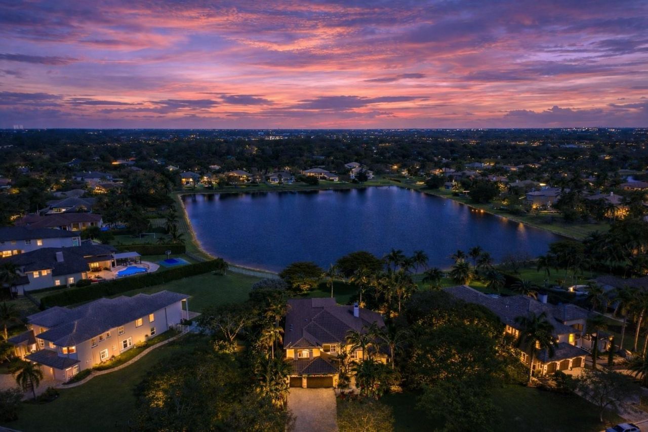 11047 Garden Ridge Court, Davie, FL 33328 Photo