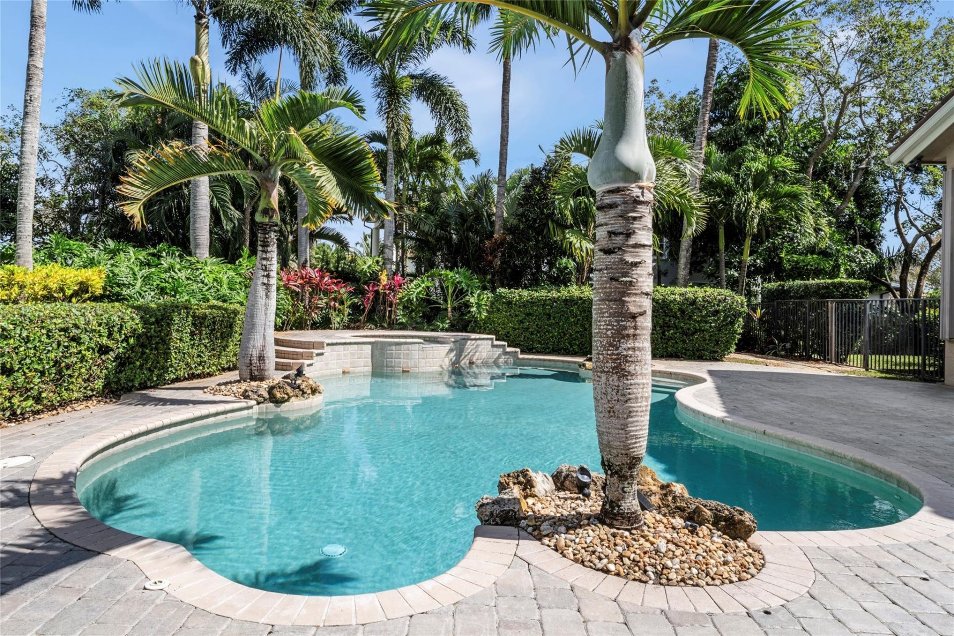 11047 Garden Ridge Court, Davie, FL 33328 Photo