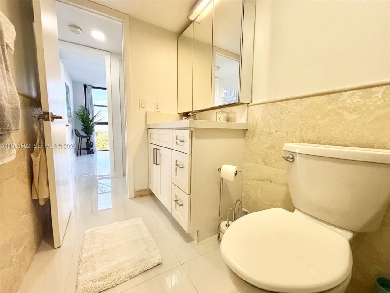 200 Leslie Dr, Unit 831, Hallandale Beach, FL 33009 Photo