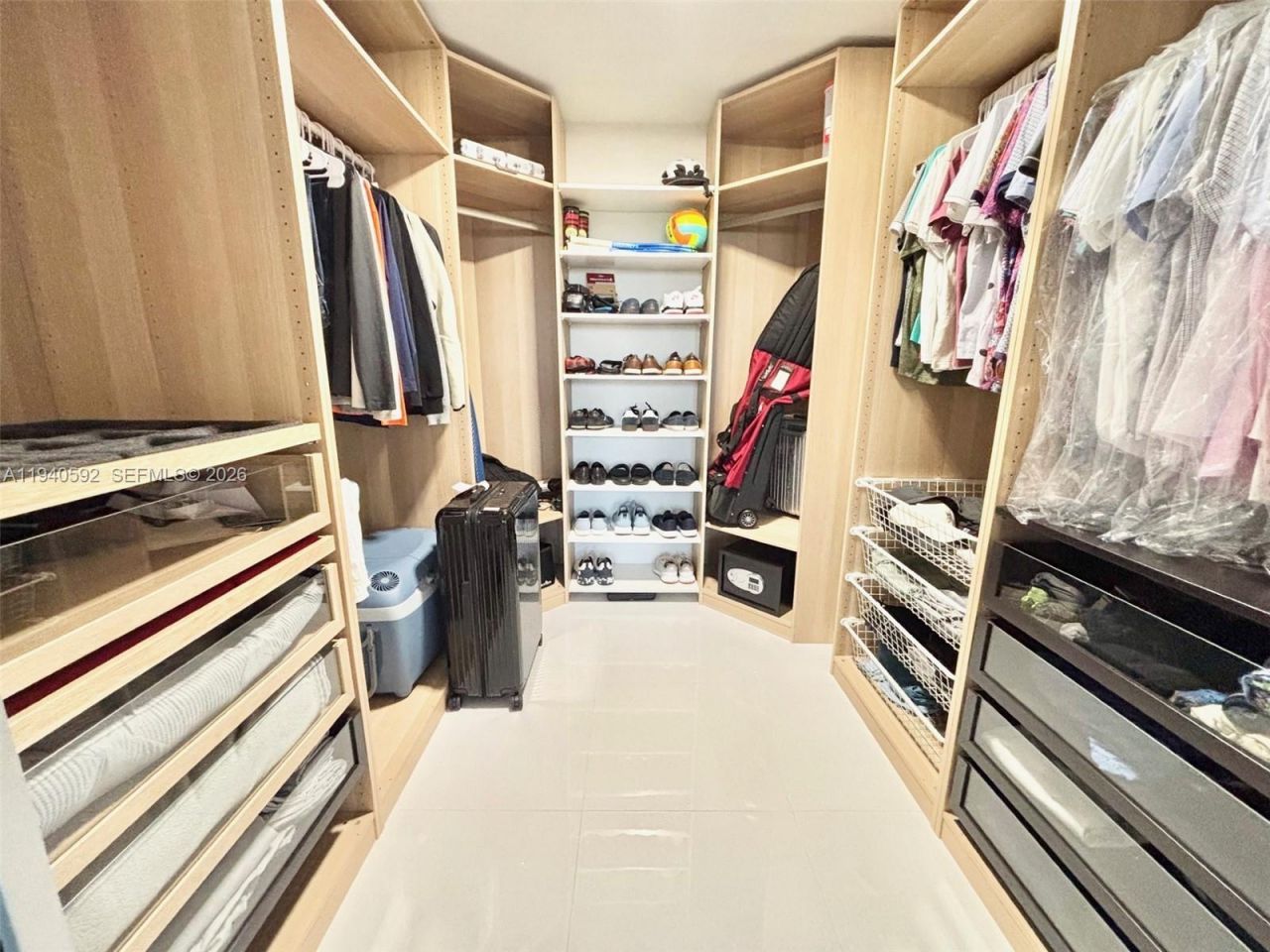 200 Leslie Dr, Unit 831, Hallandale Beach, FL 33009 Photo