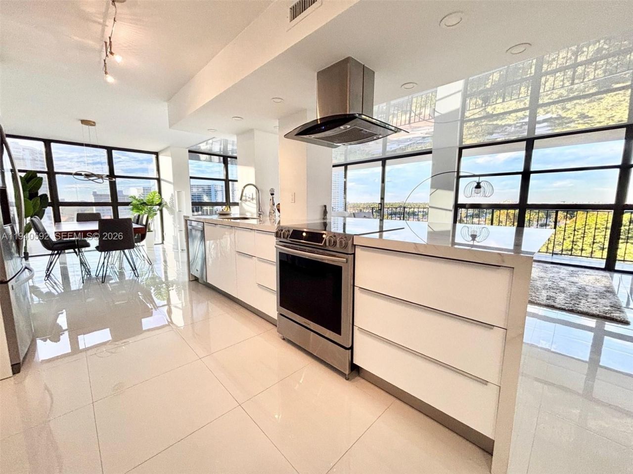 200 Leslie Dr, Unit 831, Hallandale Beach, FL 33009 Photo