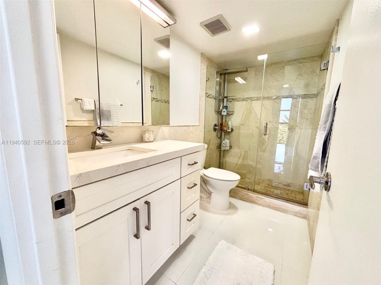 200 Leslie Dr, Unit 831, Hallandale Beach, FL 33009 Photo