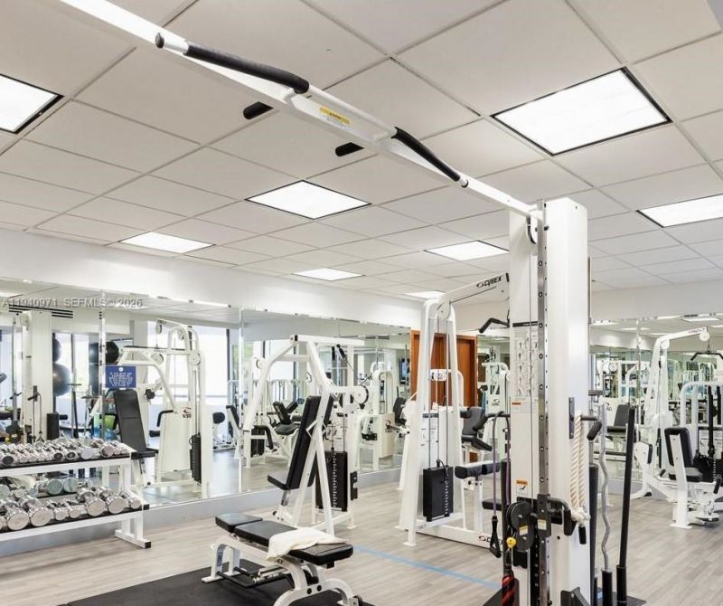 19707 Turnberry Way, Unit 23J, Aventura, FL 33180 Photo