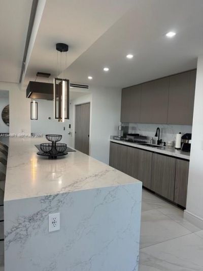 19707 Turnberry Way, Unit 23J, Aventura, FL 33180 Photo