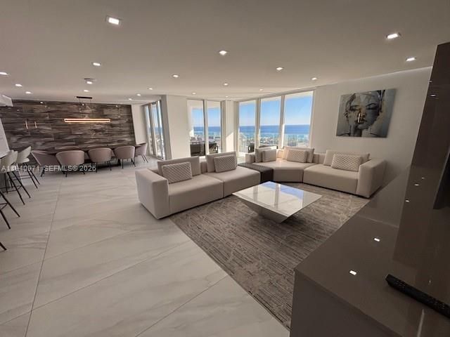 19707 Turnberry Way, Unit 23J, Aventura, FL 33180 Photo