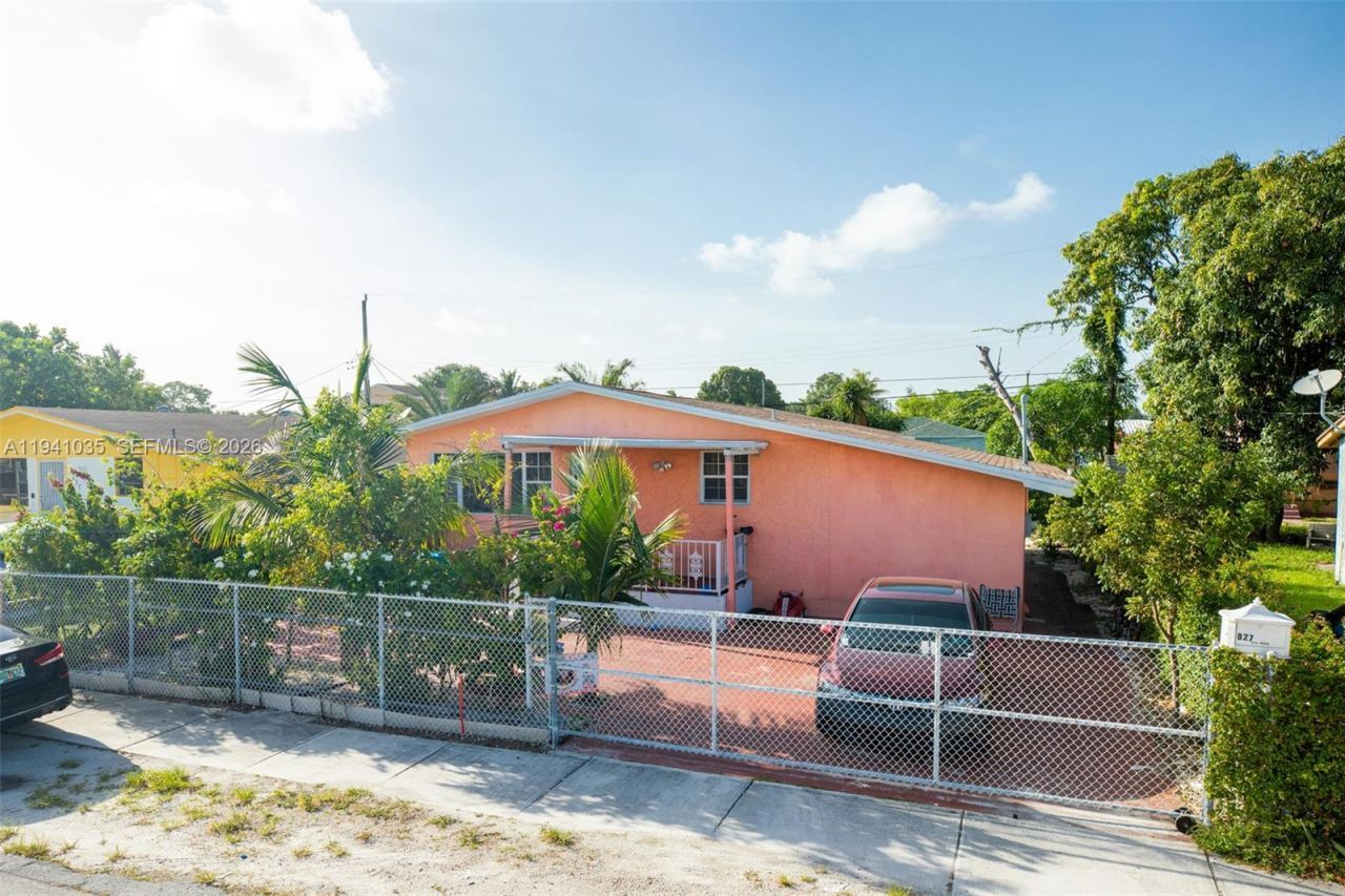 827 NW 73rd St, Miami, FL 33150 Photo
