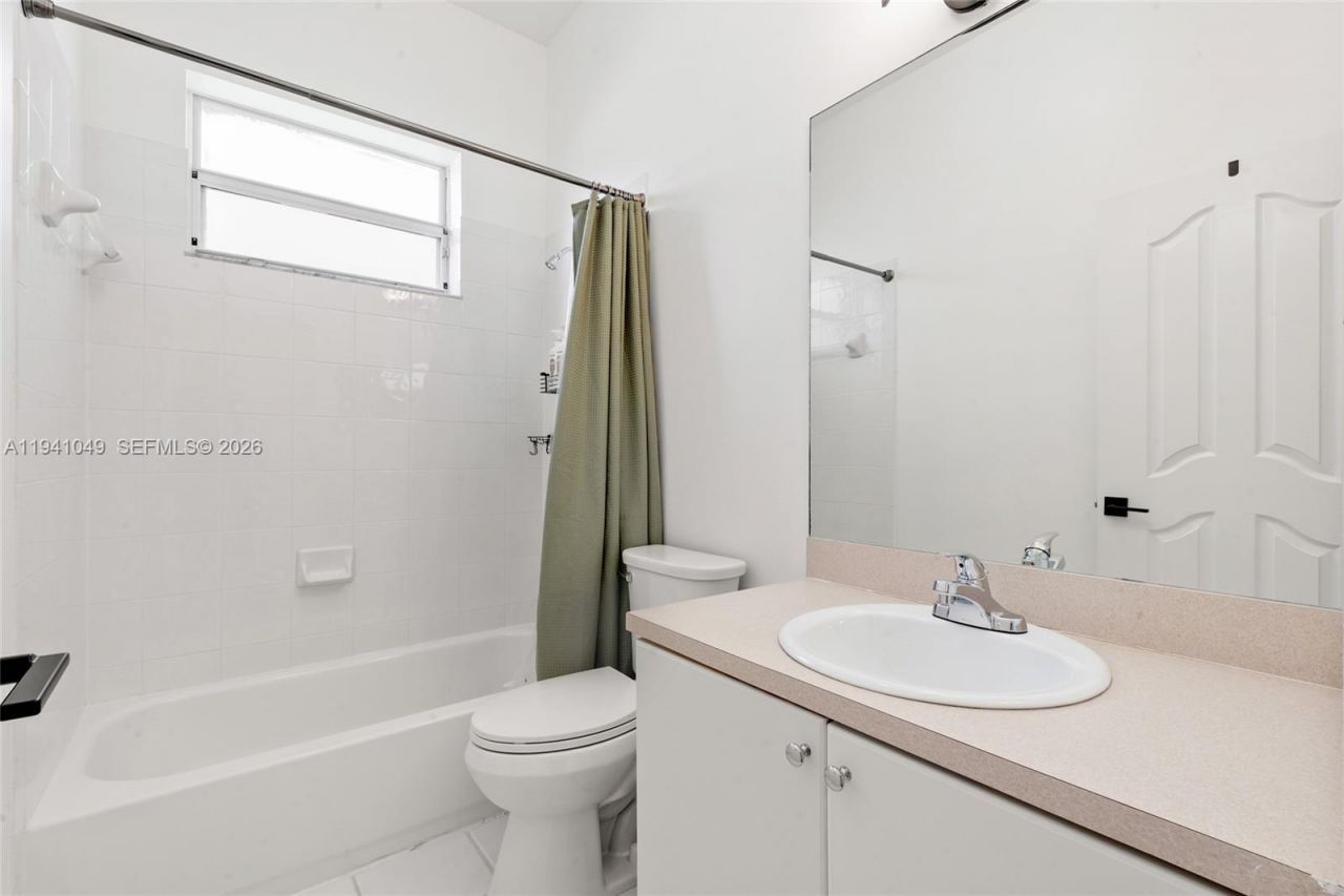 2630 Dunwoodie Pl , Homestead, FL 33035 Photo