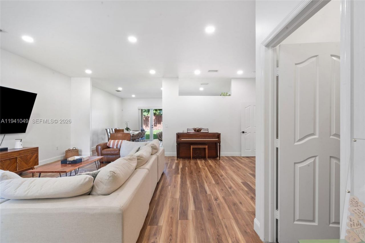 2630 Dunwoodie Pl , Homestead, FL 33035 Photo