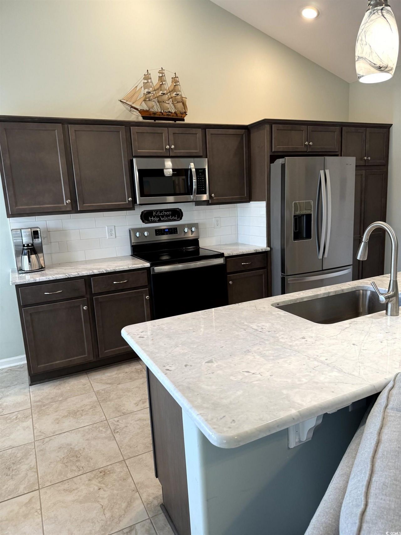 257 Maiden's Choice Dr. Photo 10