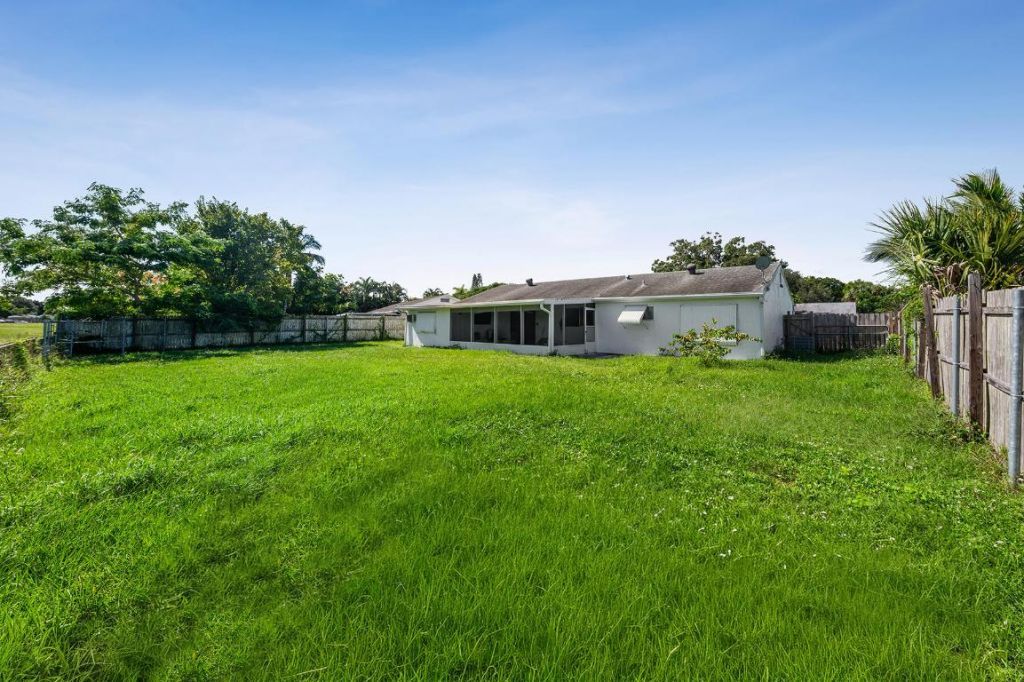 2009 SE Hideaway Circle, Port Saint Lucie, FL 34952 Photo