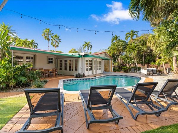 1344 Seabreeze Blvd, Fort Lauderdale, FL 33316