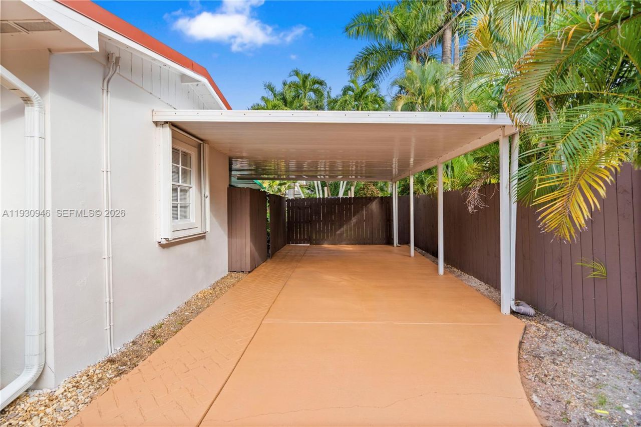 1344 Seabreeze Blvd, Fort Lauderdale, FL 33316 Photo