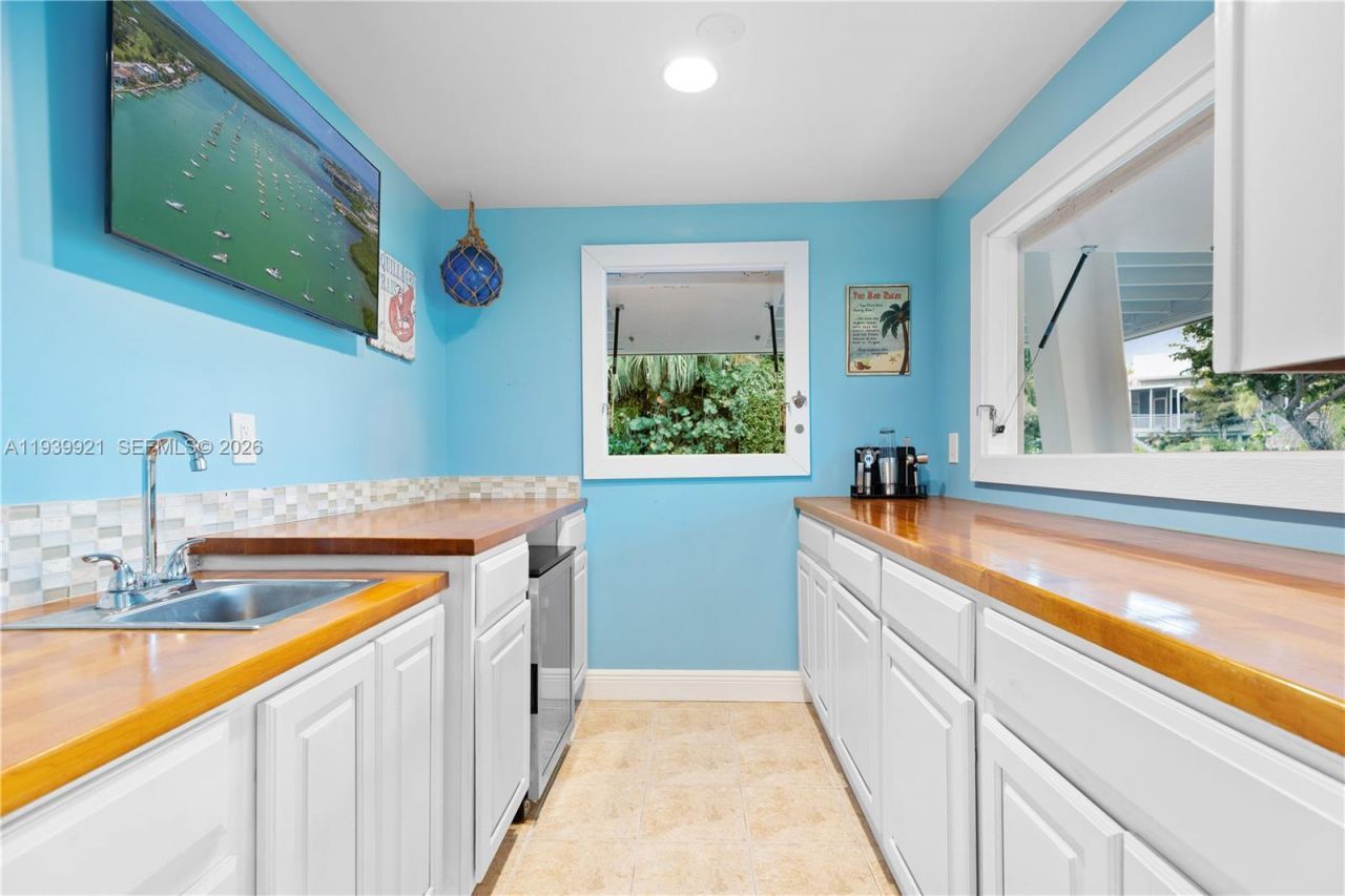 150 Rushton Ln , Tavernier, FL 33070 Photo